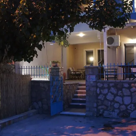 Eoσ Ferienhaus Nikiana