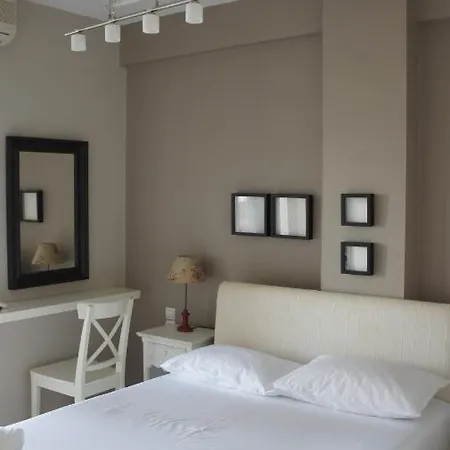 Eoσ Ferienhaus Nikiana